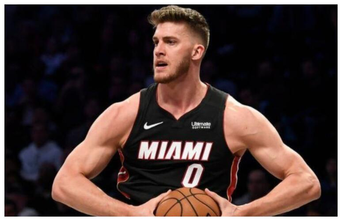 kaiyun-关于里程碑夜克里夫兰骑士官宣签约；全明星赛冲刺阶段刷纪录；气氛紧张；球队文化再被提及的信息